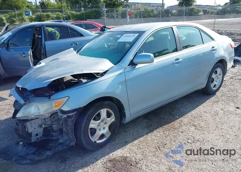 2007 Toyota Camry Le z USA, uszkodzony, nr VIN 4T1BE46K97U714024
